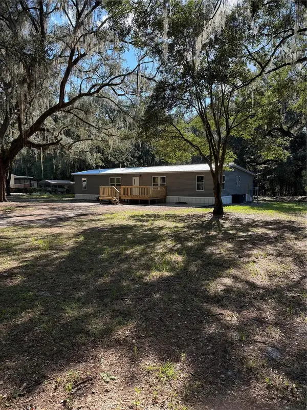22340 NE 77th Terrace Road, CITRA, FL 32113