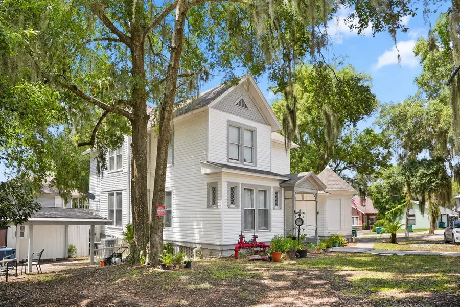 104 S Grove Street, Eustis, FL 32726 - #2