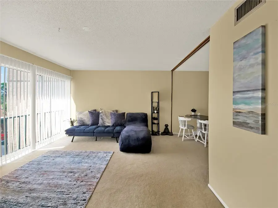 2763 Woodgate Lane #307, Sarasota, FL 34231 - Image #2