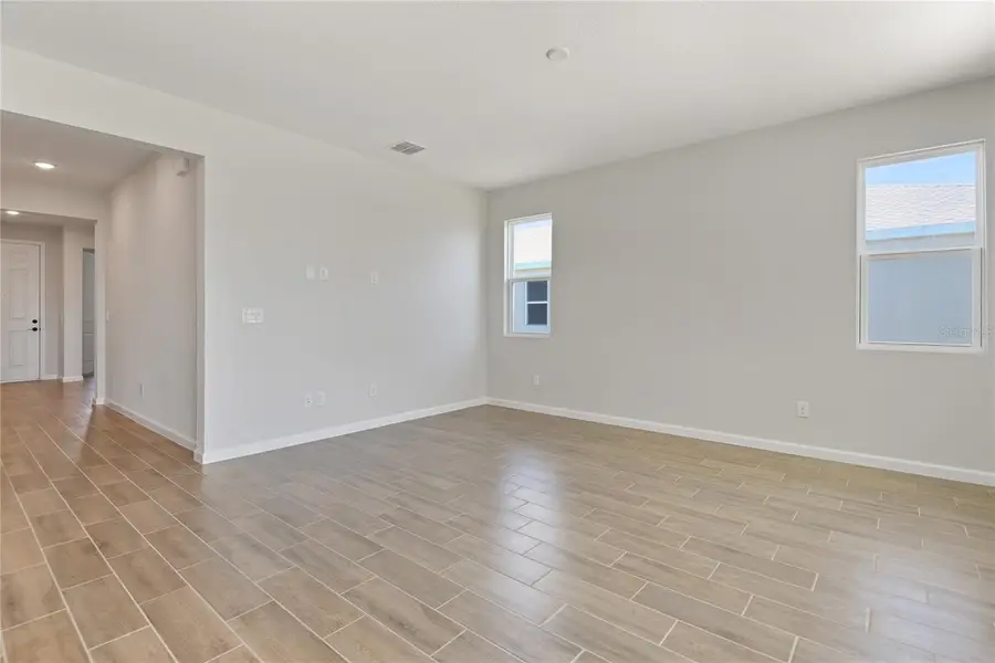 4256 Sawtooth Court, Tavares, FL 32778 - Image #2