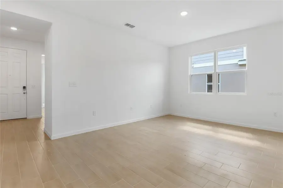 1011 Wisteria Way, Dundee, FL 33838 - Image #3