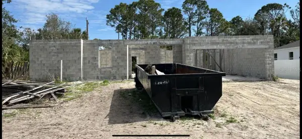 2082 Winningway Street, PORT CHARLOTTE, FL 33948