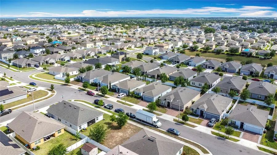 476 Meadow Pointe Drive, Haines City, FL 33844 - Image #3