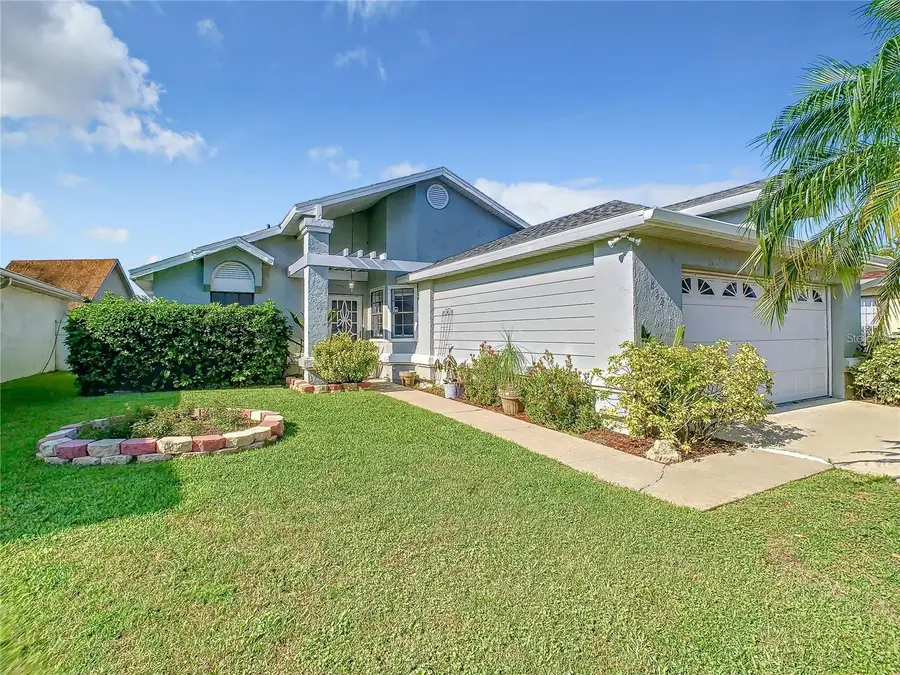 832 Whalebone Bay Drive, Kissimmee, FL 34741 - Image #2