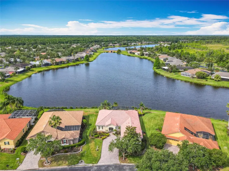 644 Shorehaven Drive, Poinciana, FL 34759 - Image #2
