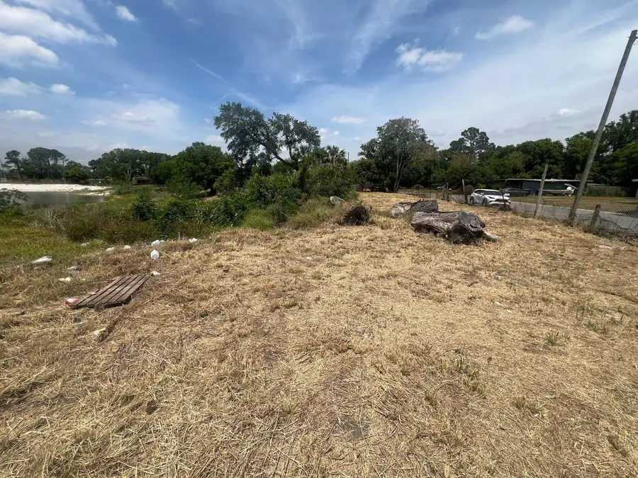 241 Ronnie Circle, Orlando, FL 32811 - Image #2