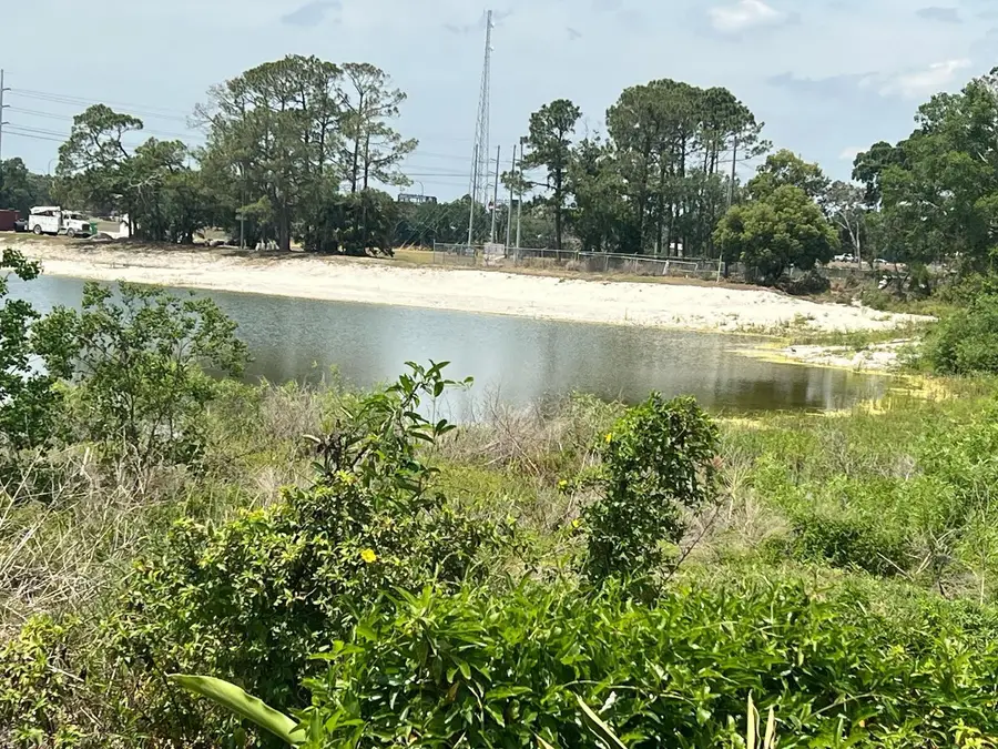 241 Ronnie Circle, Orlando, FL 32811 - Image #3