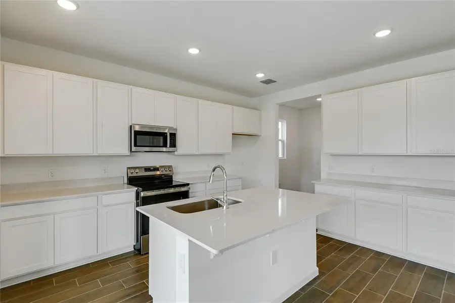 183 Flag Lilly Lane, Umatilla, FL 32784 - Image #3