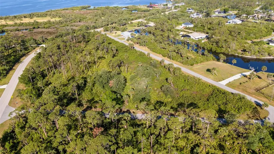 12518 Eisenhower Drive, Port Charlotte, FL 33953 - Image #3