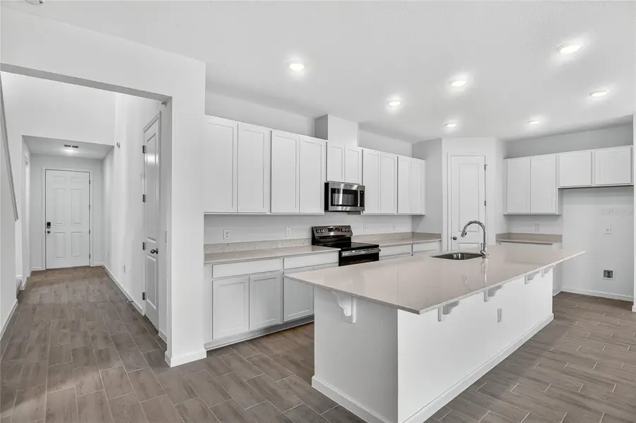 729 Lake Dell Avenue, Dundee, FL 33838 - Image #3