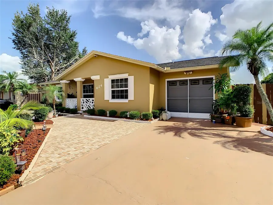 624 Royal Palm Drive, Kissimmee, FL 34743 - Image #2