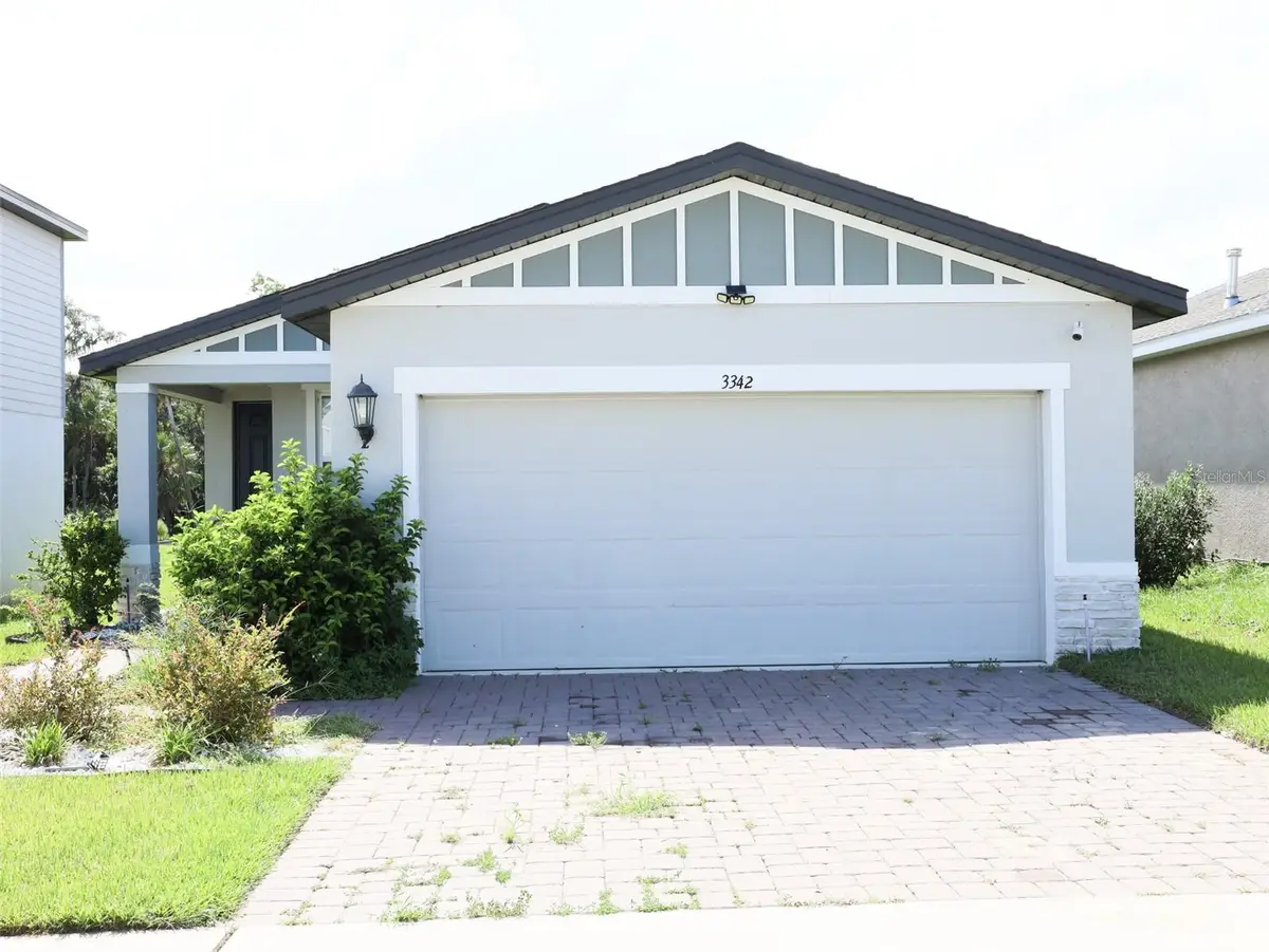 3342 Curlew Avenue, Leesburg, FL 34748 - Image #1