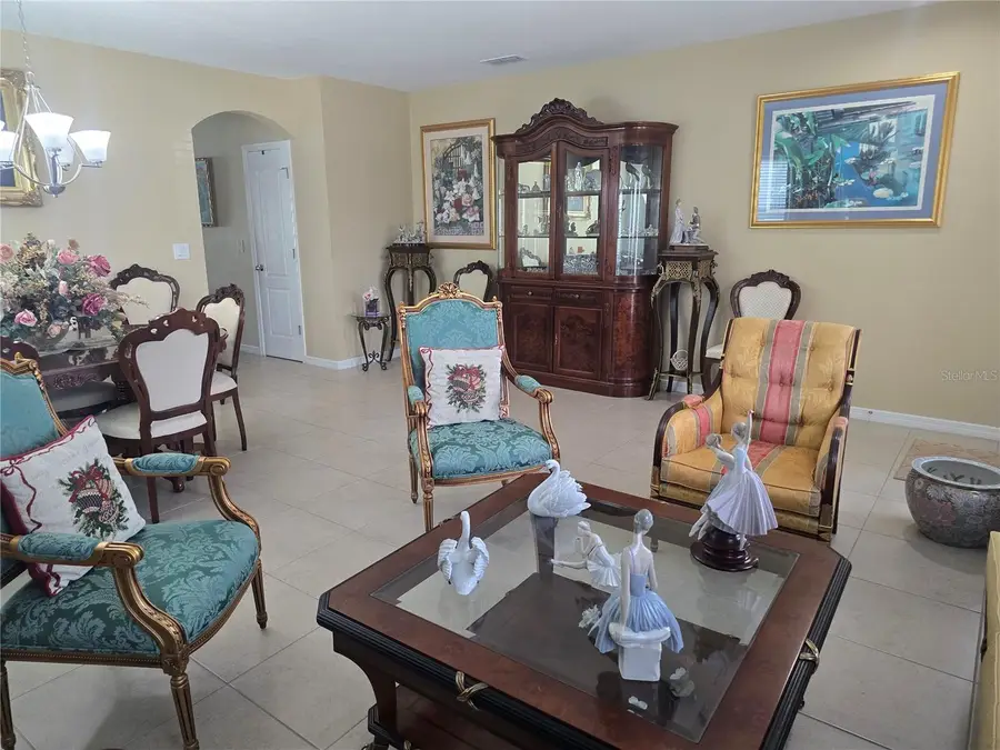 10722 Clover Walk Dr, Orlando, FL 32825 - Image #2