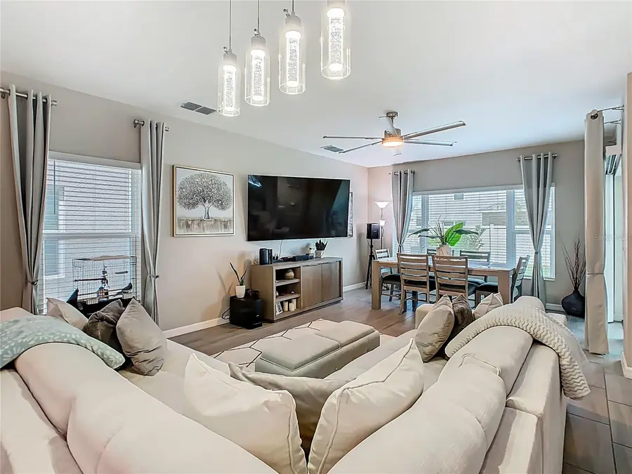 1254 Wispy Cypress Drive, Kissimmee, FL 34746 - Image #3