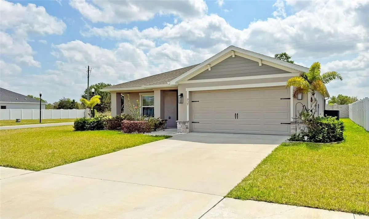 937 Montgomery Lane, Polk City, FL 33868 - Image #1