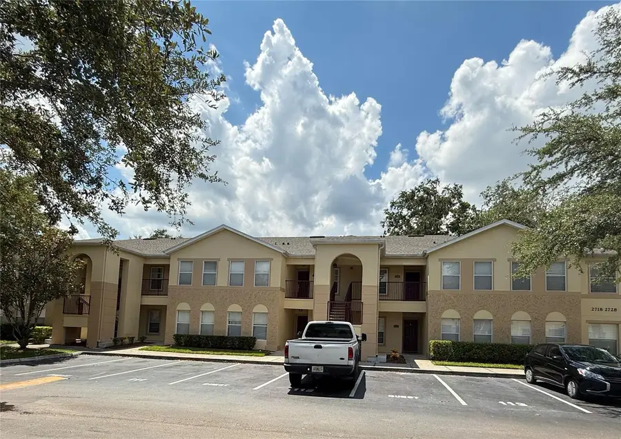 2724 Club Cortile Circle #B, Kissimmee, FL 34746 - Image #2