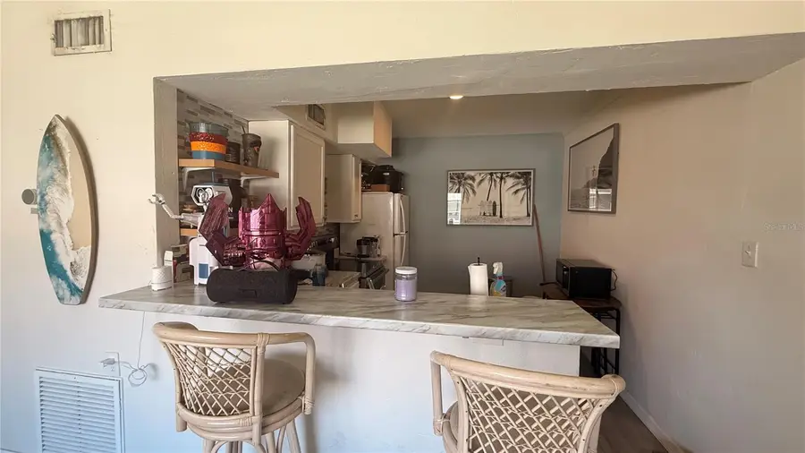 10530 Lake Drive, Seminole, FL 33772 - Image #3