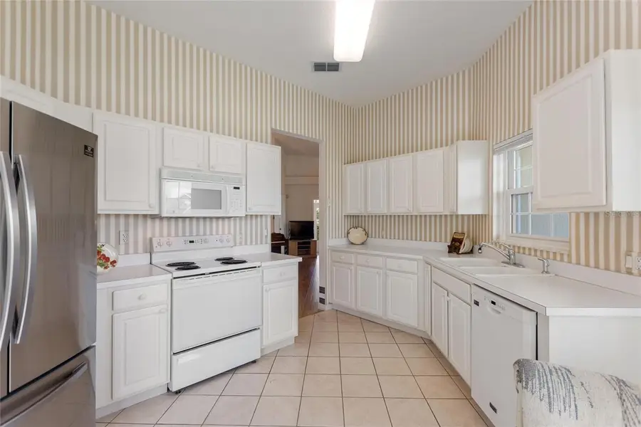 105 Ridge View Dr, Davenport, FL 33837 - Image #3