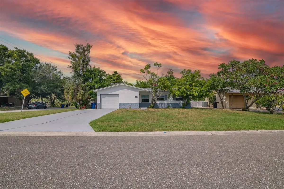 2197 63rd Avenue S, Saint Petersburg, FL 33712 - Image #1