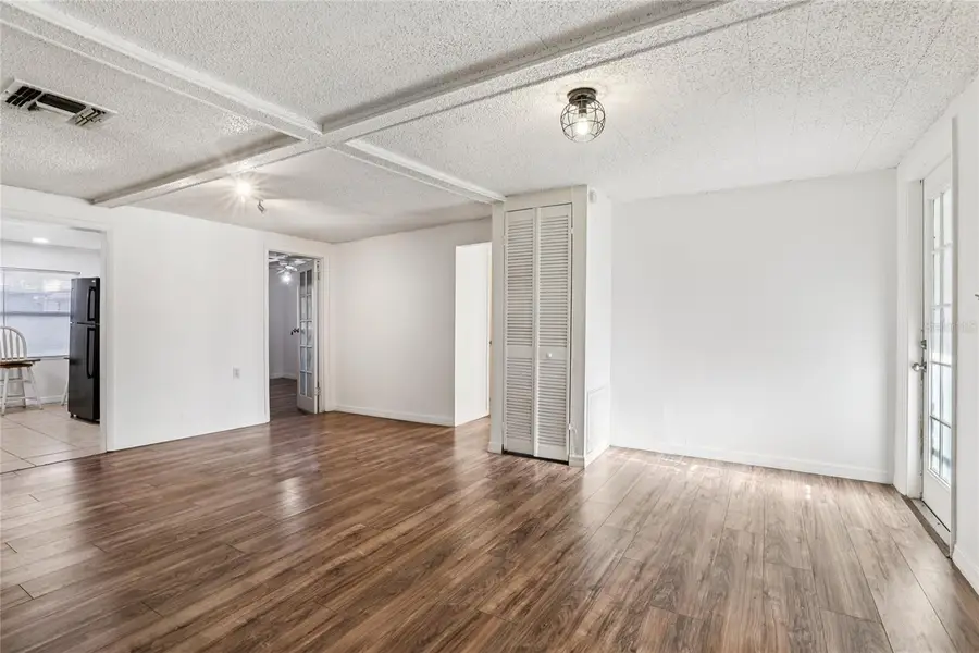 1414 Warwick Place, Orlando, FL 32806 - Image #3