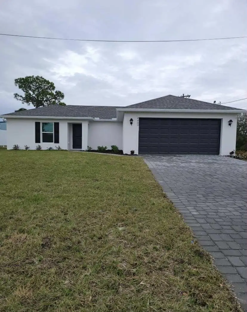 2409 NE 7th Place, Cape Coral, FL 33909 - Image #1