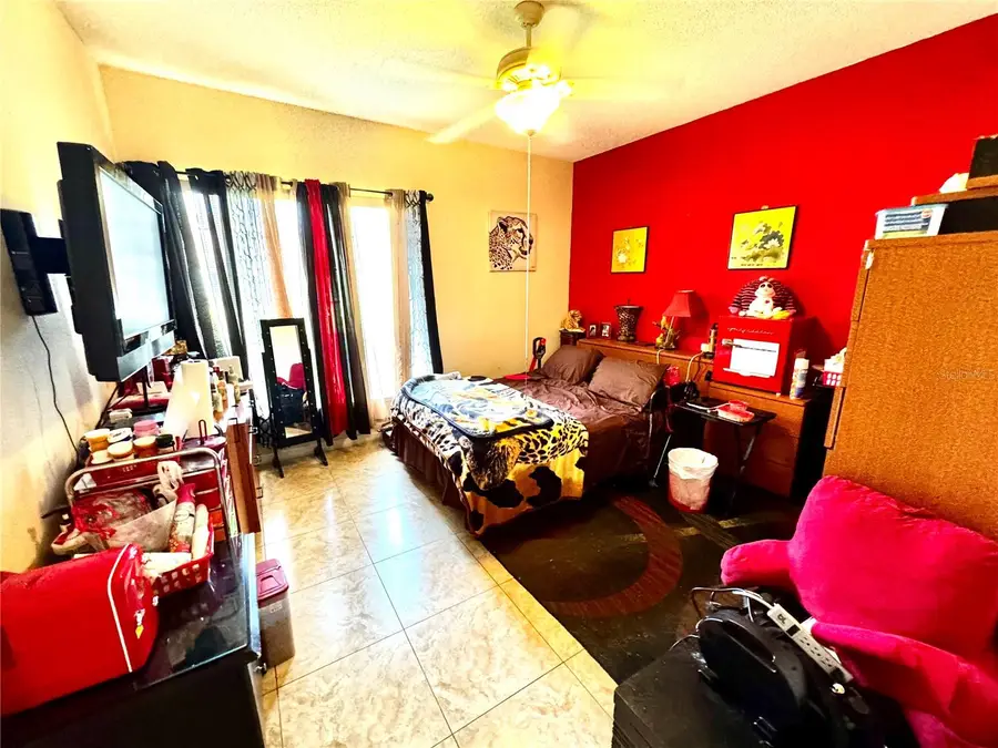 2082 Island Walk Drive, Orlando, FL 32824 - Image #3