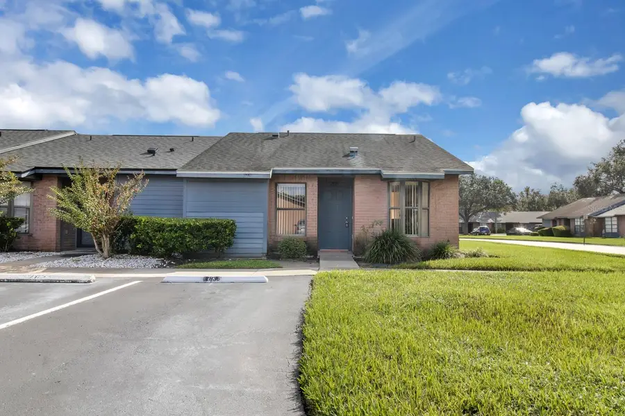 2835 Shannon Oak Court, Saint Cloud, FL 34769 - Image #2