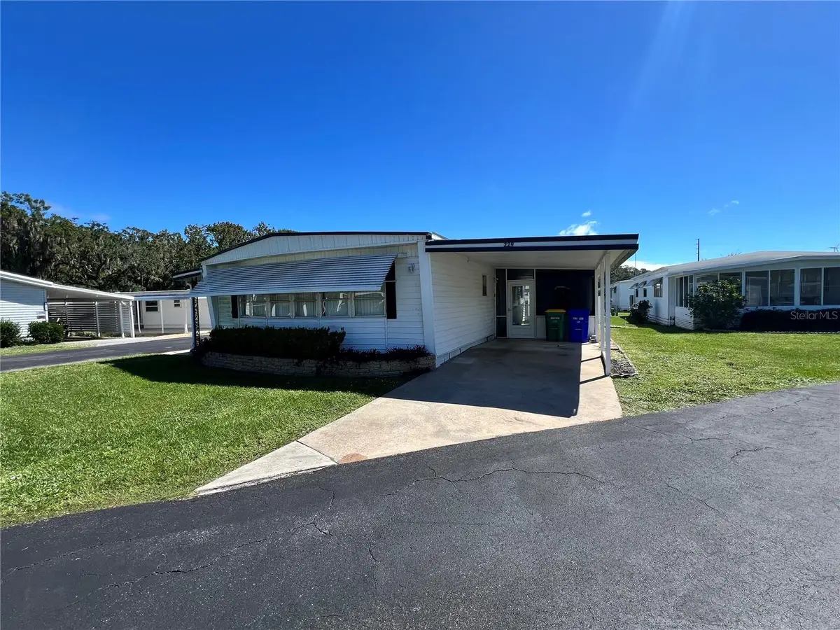 229 Rue De Fontaine, Tavares, FL 32778 - Image #1