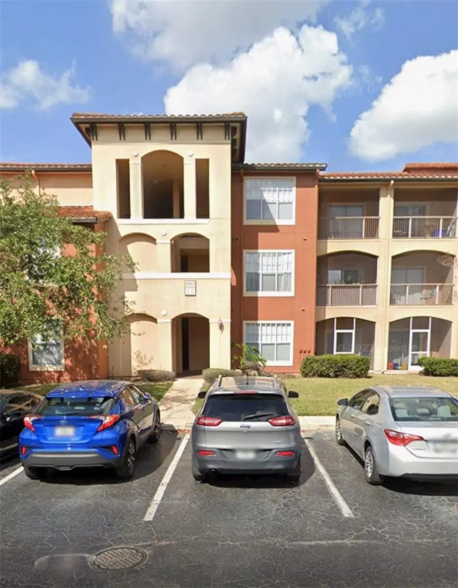 5512 Metrowest Boulevard #202, Orlando, FL 32811 - Image #1