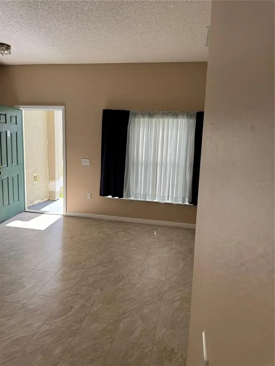 324 Aldershot Court, Kissimmee, FL 34758 - Image #2