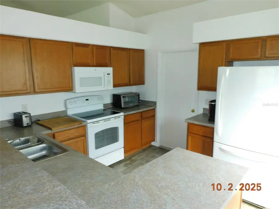 2542 Camphorwood Circle, Kissimmee, FL 34744 - Image #2