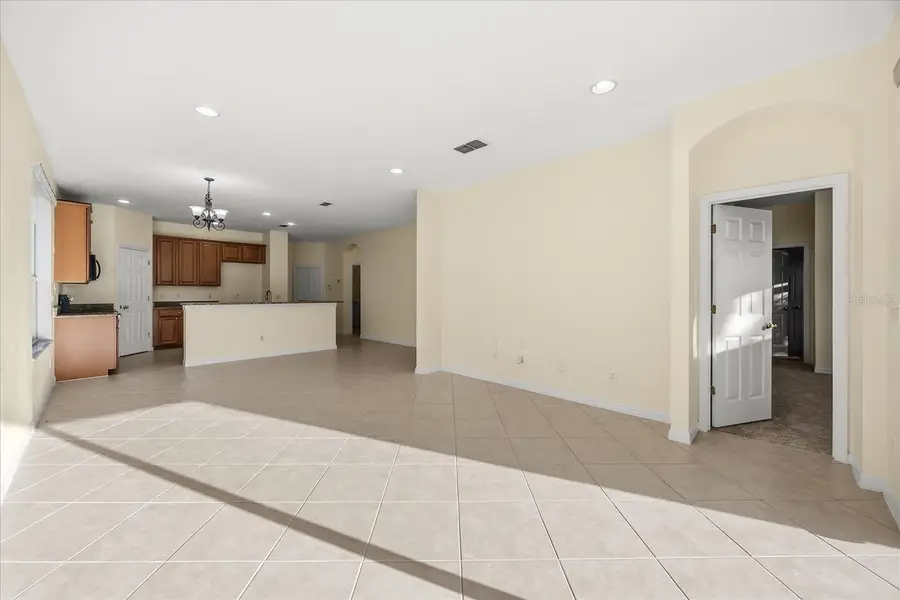 9427 Edenshire Circle, Orlando, FL 32836 - Image #2