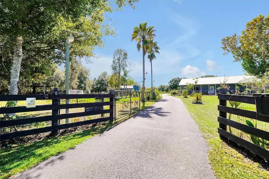 4540 Pine Tree Dr, Saint Cloud, FL 34772 - Image #2