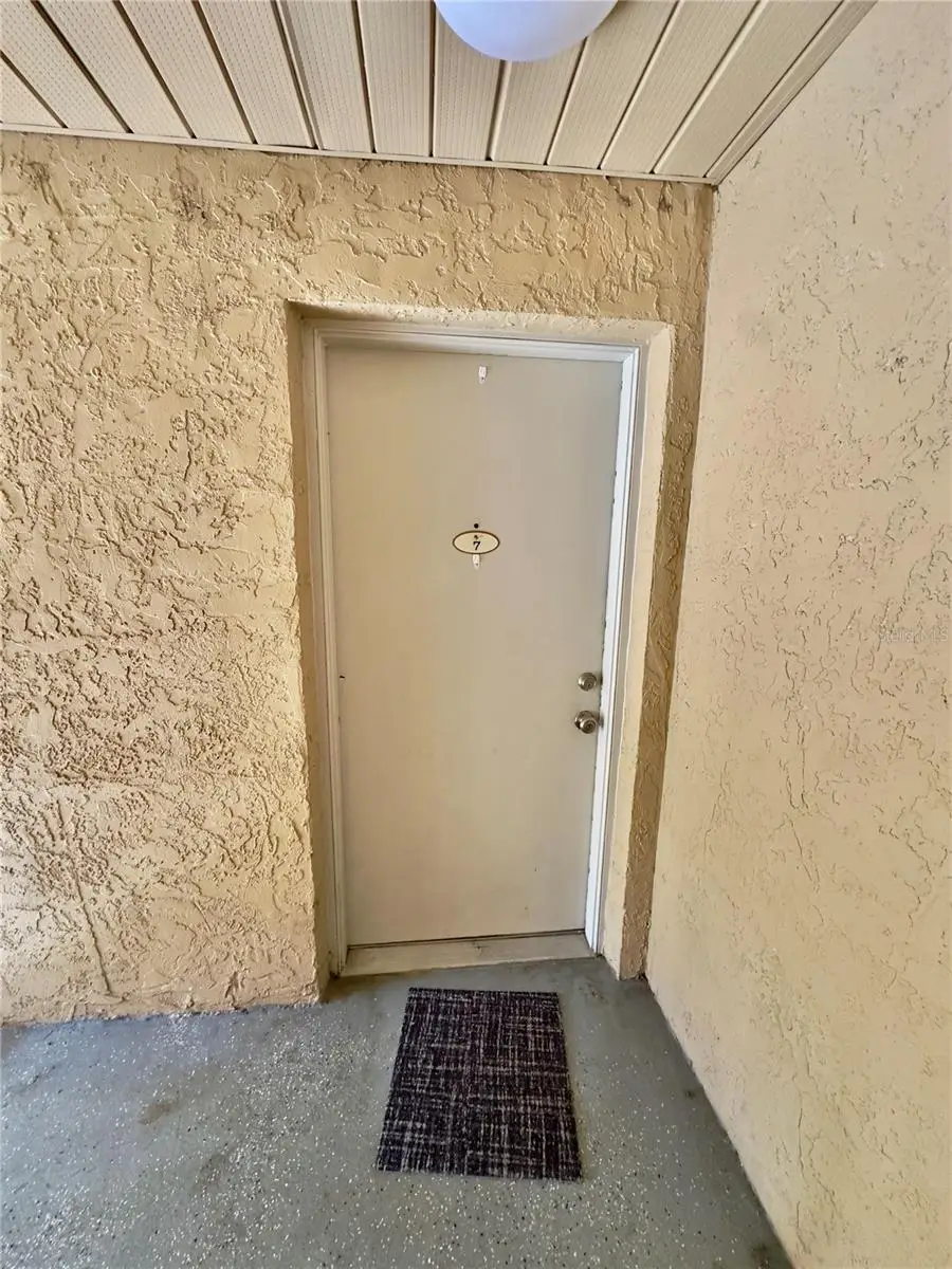 9942 Turf Way #7, Orlando, FL 32837 - Image #2