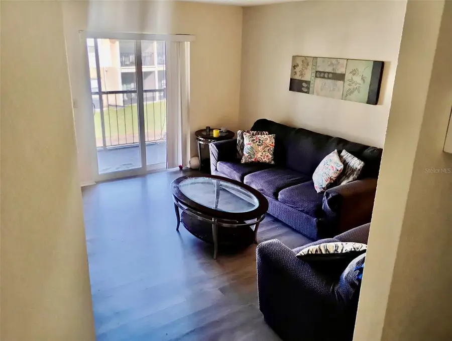 9942 Turf Way #7, Orlando, FL 32837 - Image #3