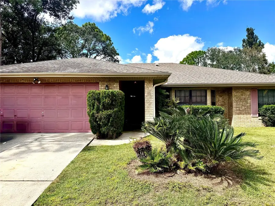 372 Wisteria Court, Deltona, FL 32738 - Image #2