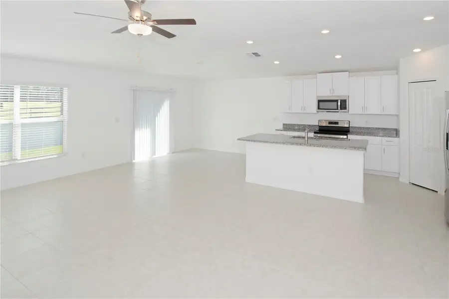 36618 Garden Wall Way, Zephyrhills, FL 33541 - Image #3