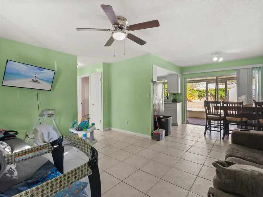 4045 Castlegate Drive, Orlando, FL 32839 - Image #3