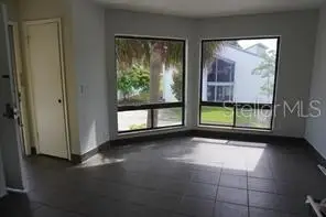 4378 Aqua Vista Drive #L, Orlando, FL 32839 - Image #3