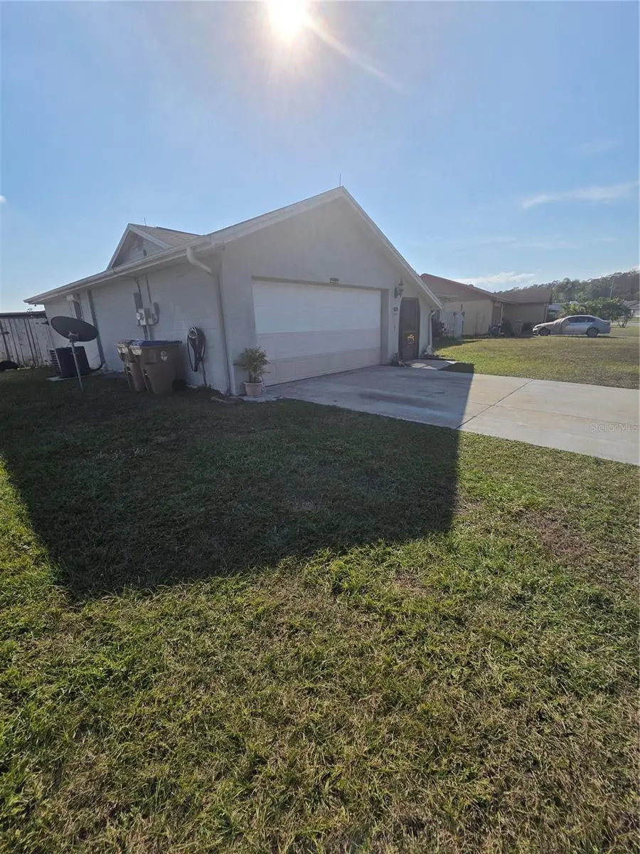 101 W Cedarwood Circle, Kissimmee, FL 34743 - Image #2