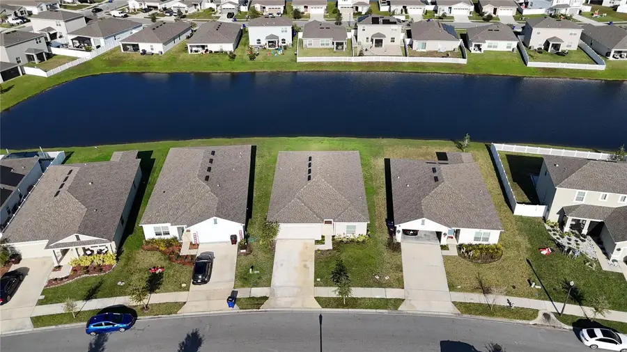 486 Pine Tree Bridge Trail, Saint Cloud, FL 34772 - Image #2