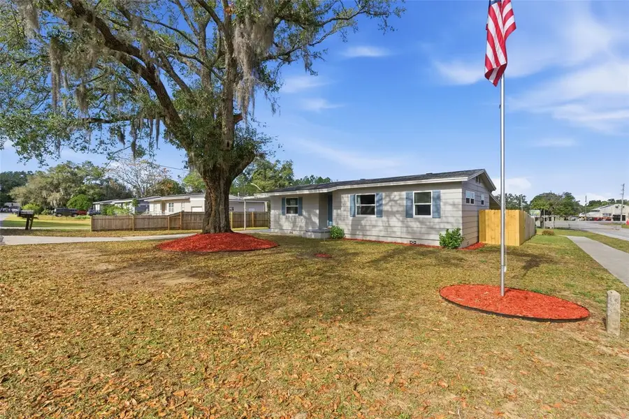 2803 Joleen Drive, Eustis, FL 32726 - Image #2