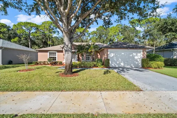 5242 Yaupon Holly Drive, COCOA, FL 32927