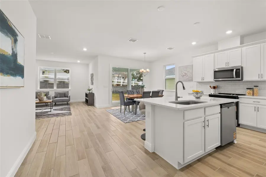 995 Fiesta Key Circle, Lady Lake, FL 32159 - Image #3