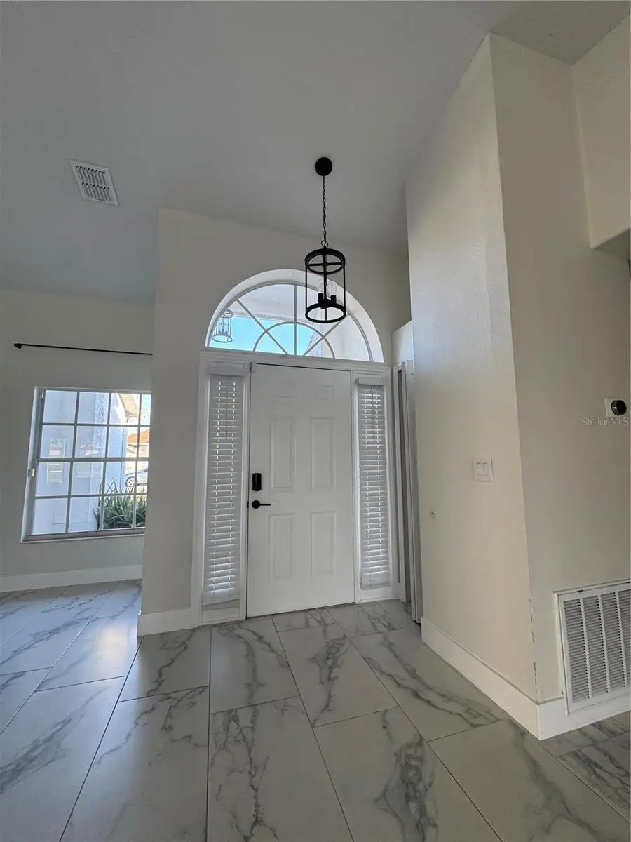 2652 Hawthorne Lane, Kissimmee, FL 34743 - Image #2