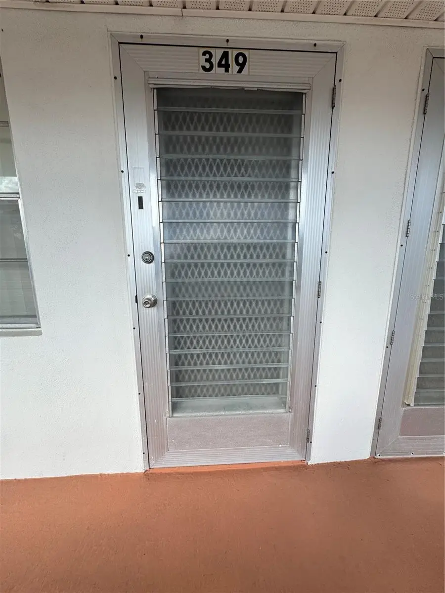 349 Camden O, West Palm Beach, FL 33417 - Image #2