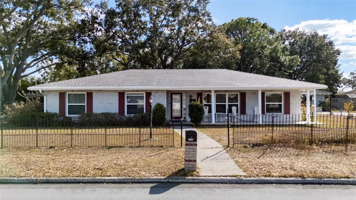 1707 Bayou Circle, Lakeland, FL 33803 - #1