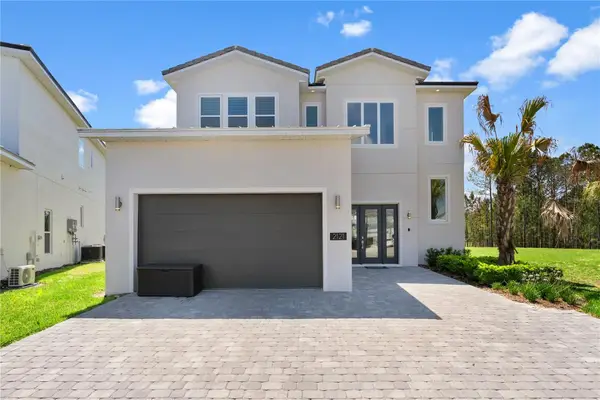 2121 Pine Oak Loop, DAVENPORT, FL 33837