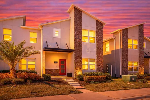 1070 Splash Shot Place, DAVENPORT, FL 33896