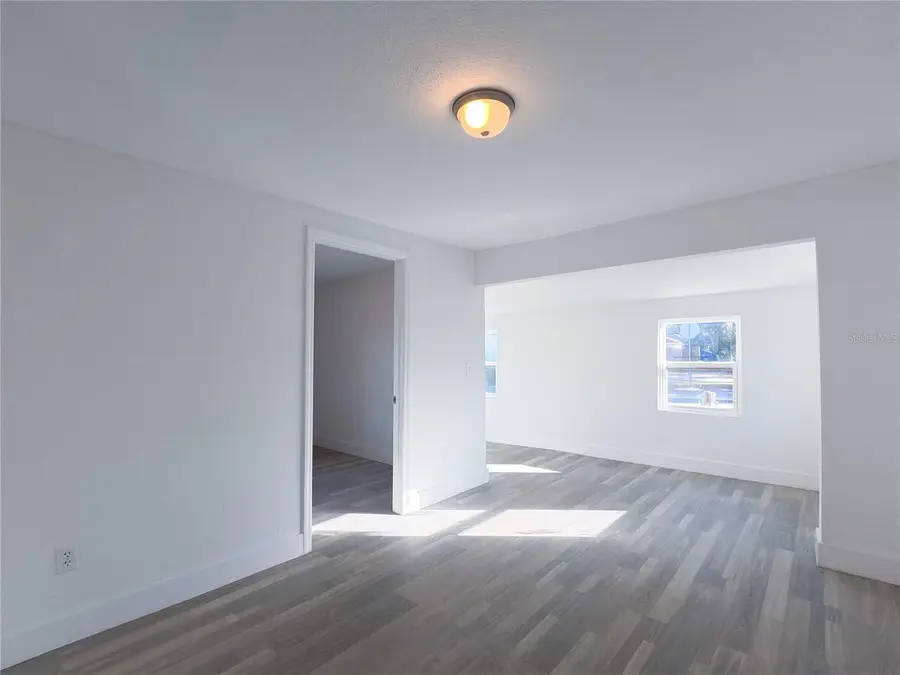 702 Hillsboro Street, Plant City, FL 33563 - #3